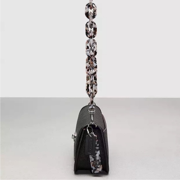 COACH Mini Wavy Dinky Bag in Coachtopia Leather - Picture 4 of 7